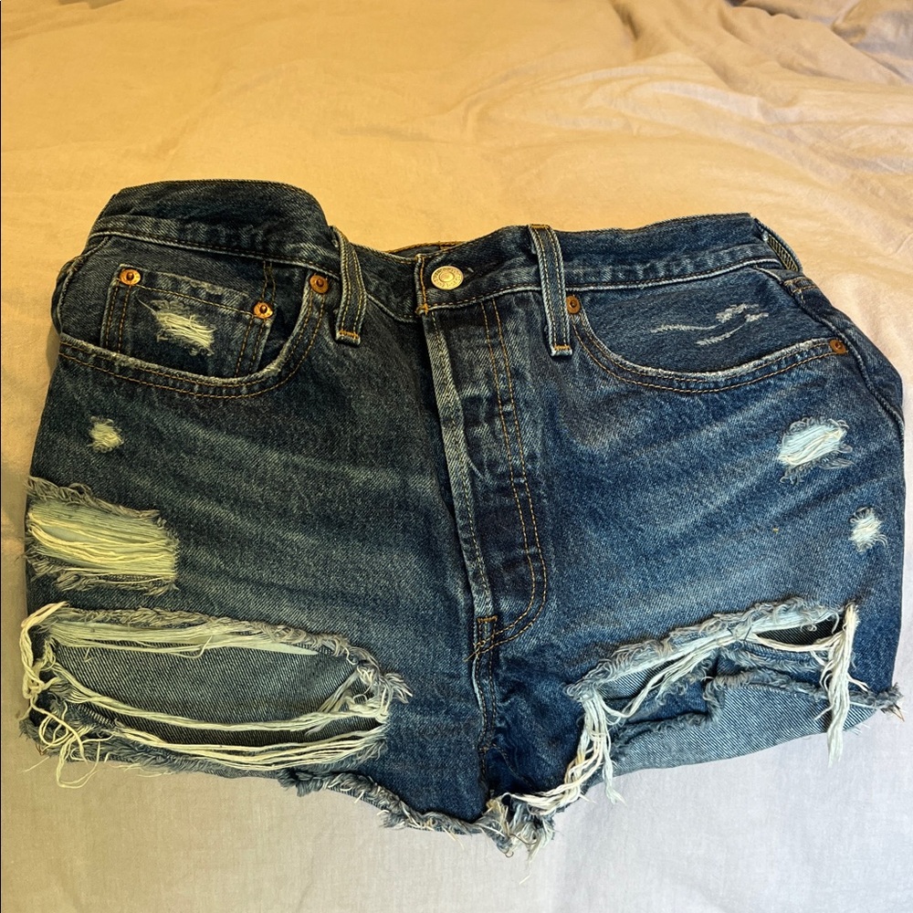 Levi’s 501 denim shorts size 29